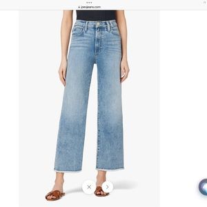 Joes Blake high rise wide leg fray crop hem. Size 26 in color Low Key.